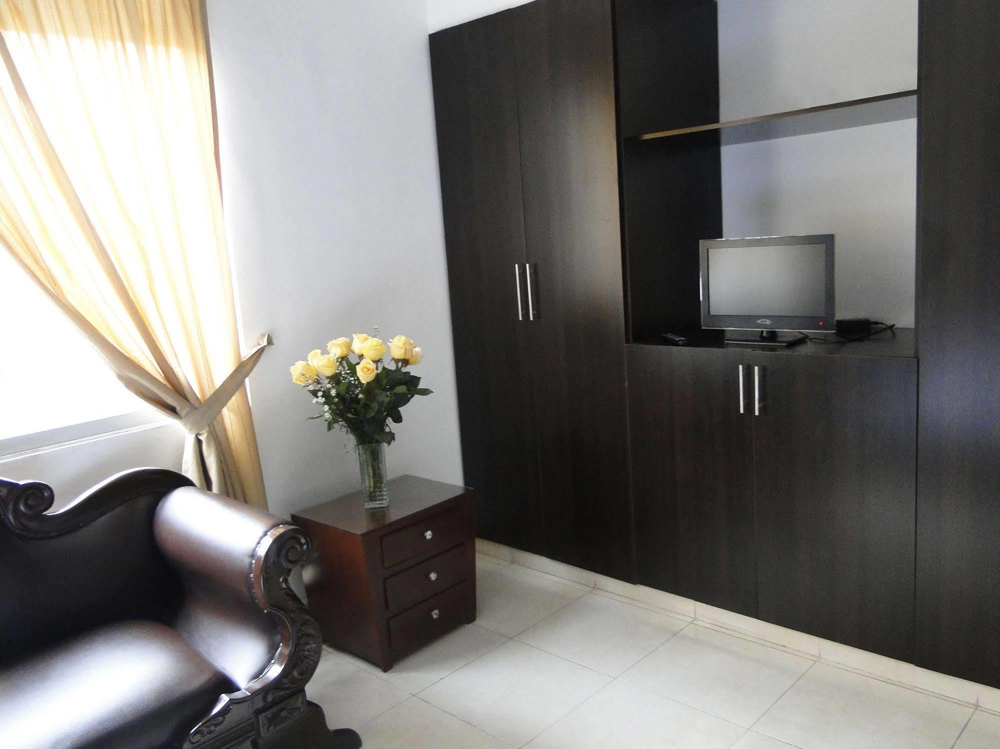 Arco Apartasuites Cali Esterno foto