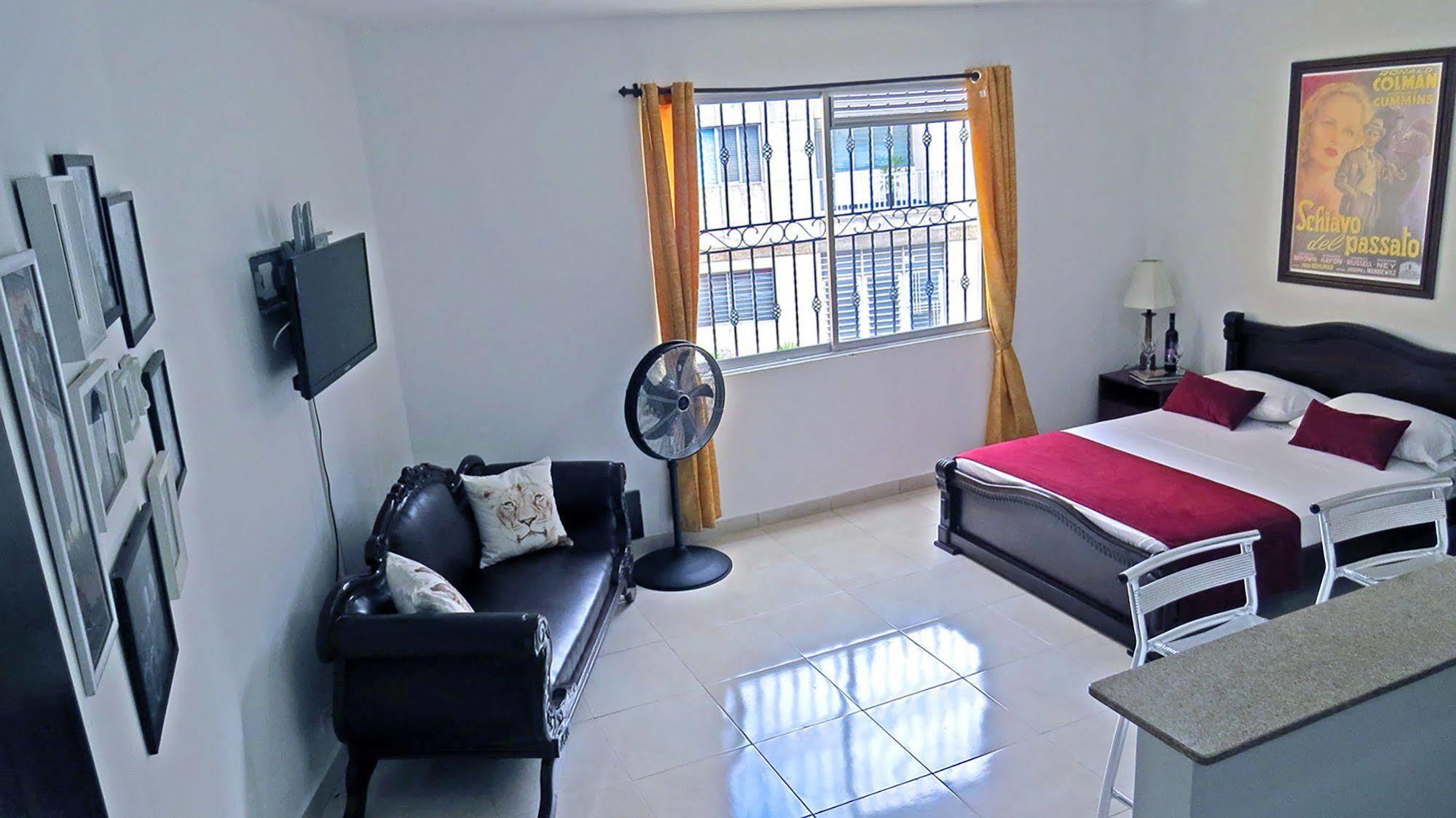 Arco Apartasuites Cali Esterno foto